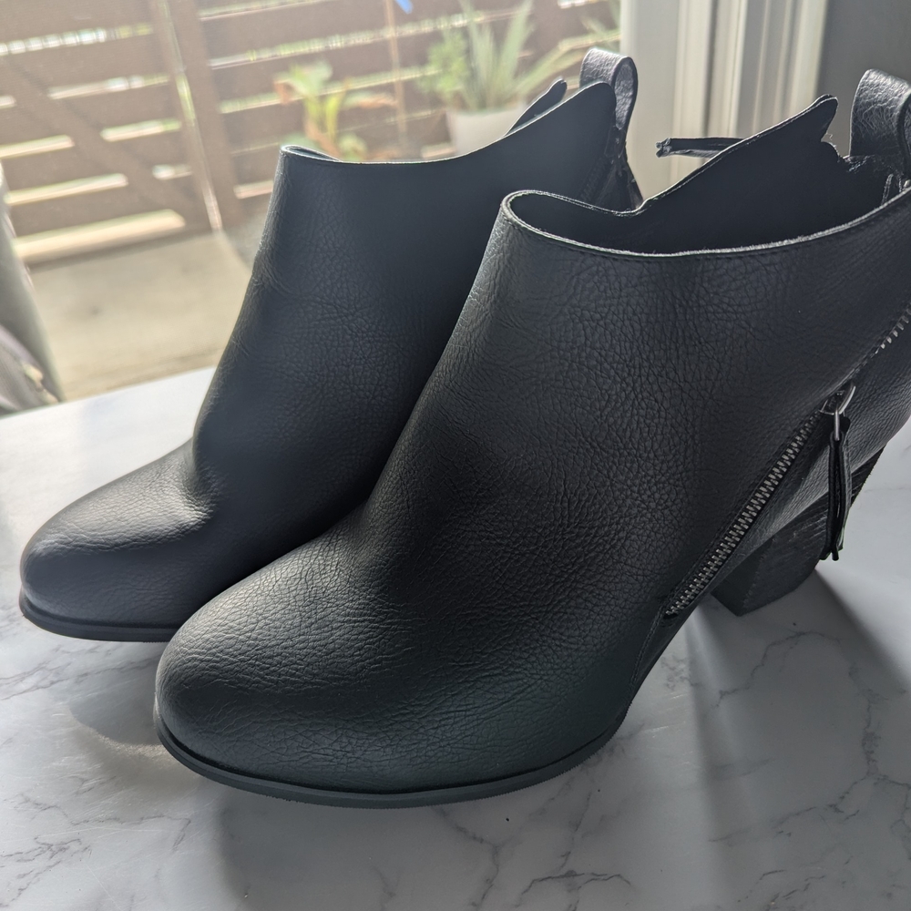 Women's Black Ankle Boots